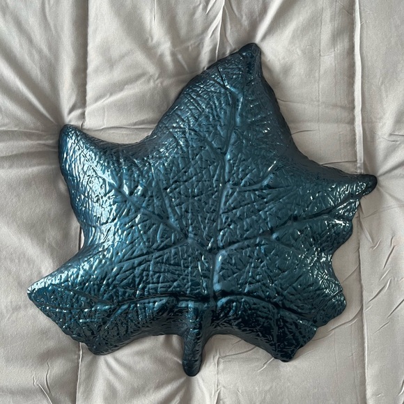 Leaf Decorative Plate - Picture 2 of 4